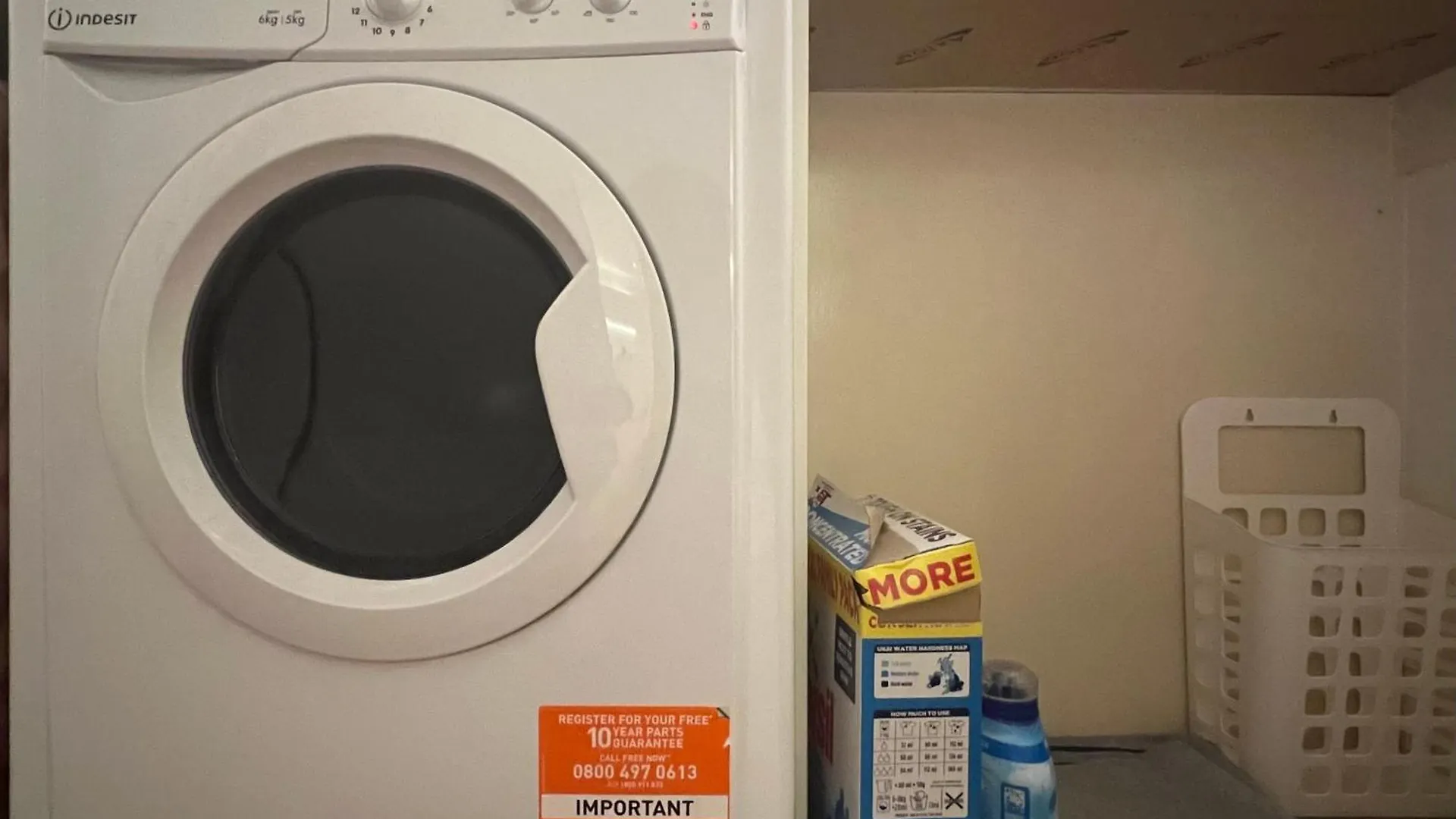 Spacious One-Bedroom Apartment In London